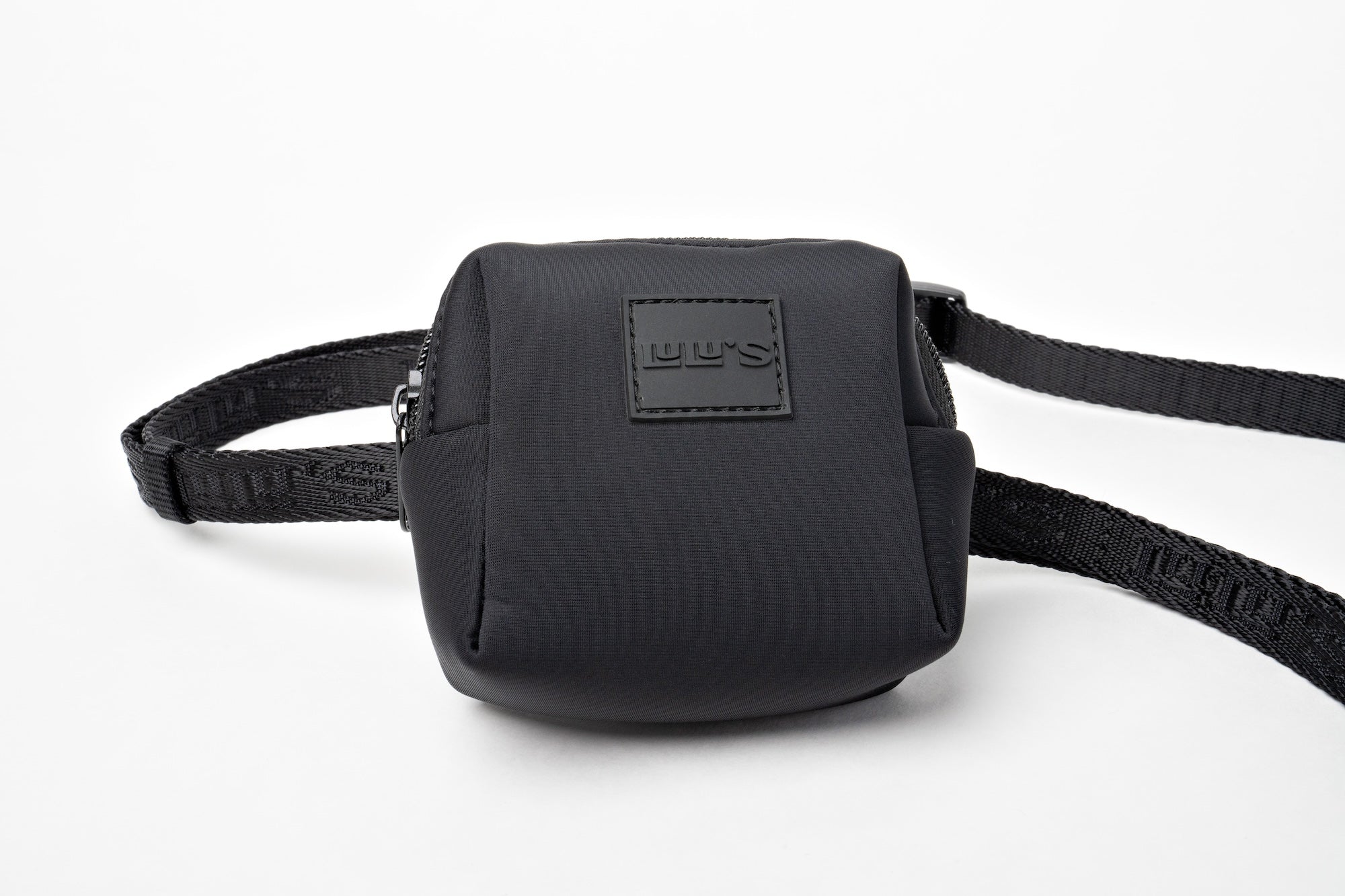 mini pouch.